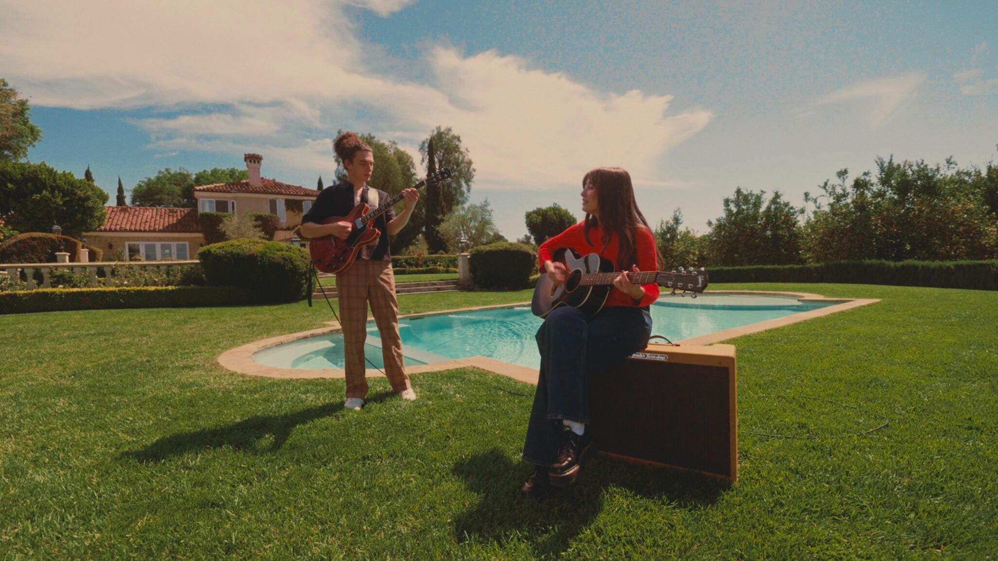 LOOPHOLE MUSIC VIDEO (PRODUCER/DIRECTOR/EDITOR/COLORIST)